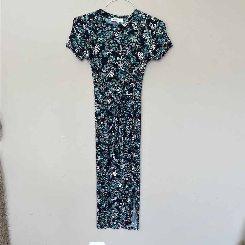 Amour Vert Teal, White & Black Floral Short-Sleeve Maxi Dress